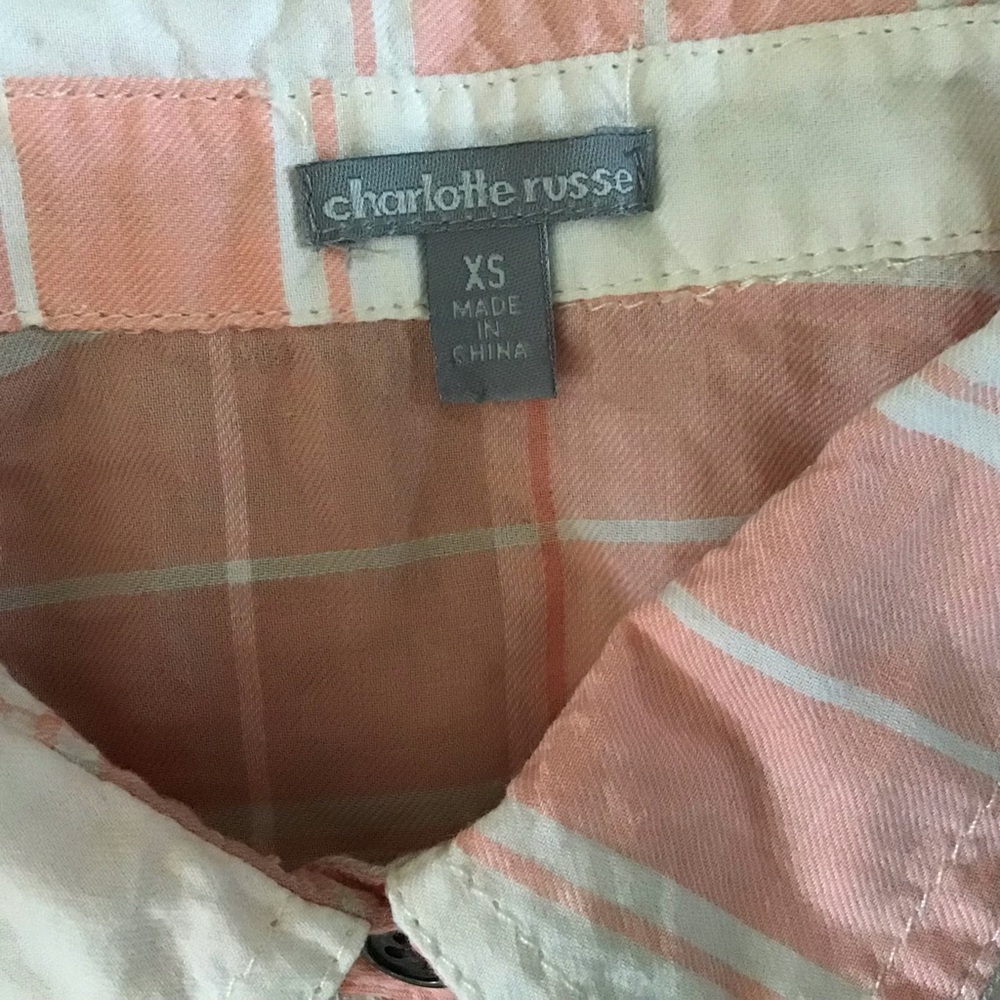 💥3/$10 Charlotte Russe Plaid Button Down - Picture 6 of 7